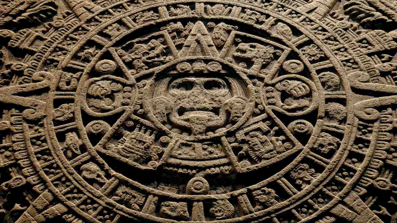 Piedra del Sol: Simbolo della cultura precolombiana e della civiltà Azteca